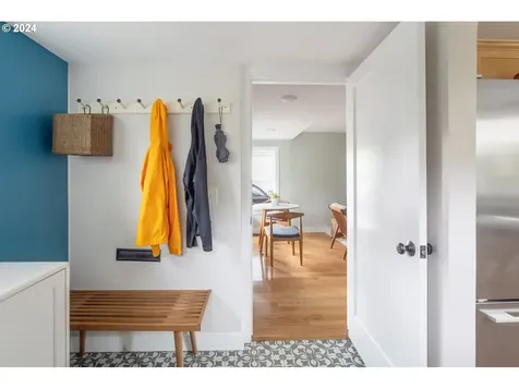 214 Ne 55th Avenue Portland OR 97213
