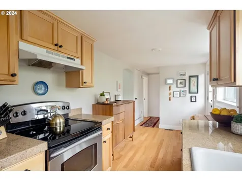 214 Ne 55th Avenue Portland OR 97213