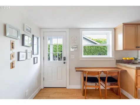 214 Ne 55th Avenue Portland OR 97213