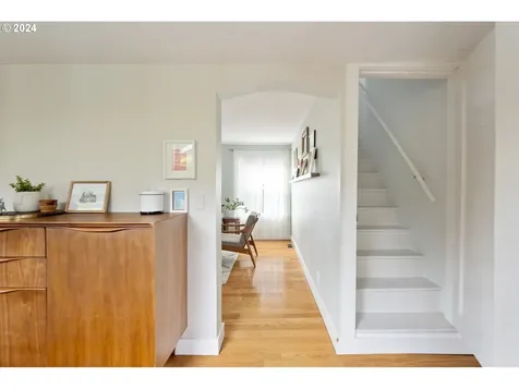 214 Ne 55th Avenue Portland OR 97213
