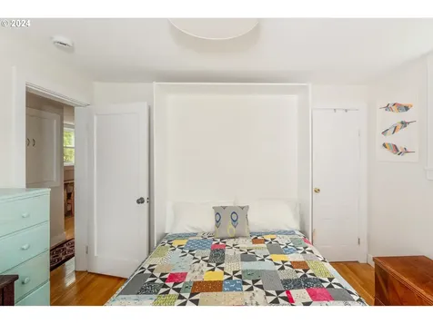 214 Ne 55th Avenue Portland OR 97213