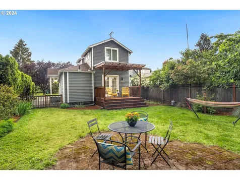 214 Ne 55th Avenue Portland OR 97213