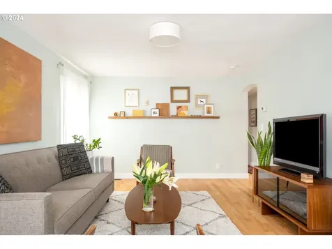 214 Ne 55th Avenue Portland OR 97213