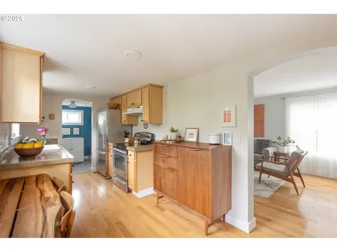 214 Ne 55th Avenue Portland OR 97213