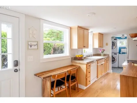 214 Ne 55th Avenue Portland OR 97213