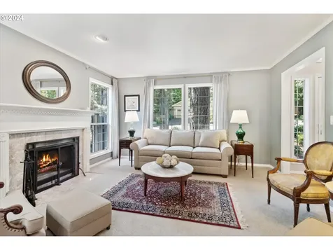 11108 Sw 37th Avenue Portland OR 97219
