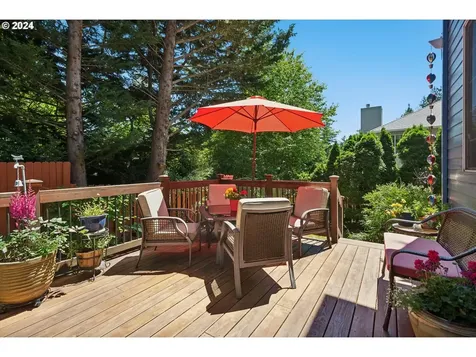 11108 Sw 37th Avenue Portland OR 97219