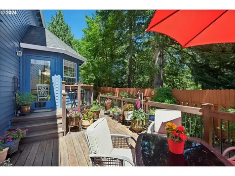 11108 Sw 37th Avenue Portland OR 97219
