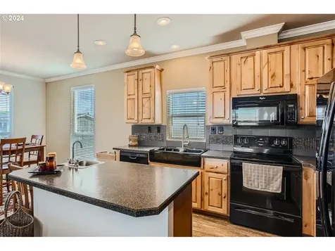 905 SW Liberty Bell Drive Beaverton OR 97006