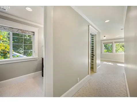15900 Twin Fir Road Lake Oswego OR 97035