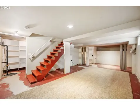 15900 Twin Fir Road Lake Oswego OR 97035