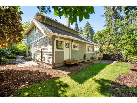 15900 Twin Fir Road Lake Oswego OR 97035