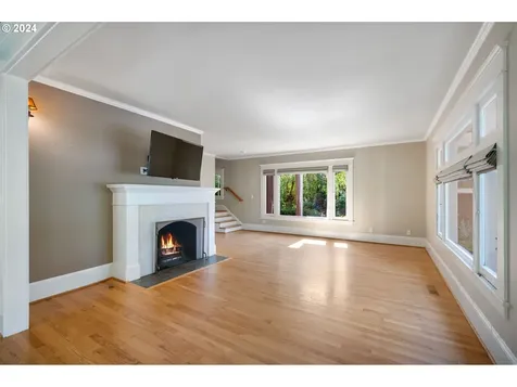 15900 Twin Fir Road Lake Oswego OR 97035