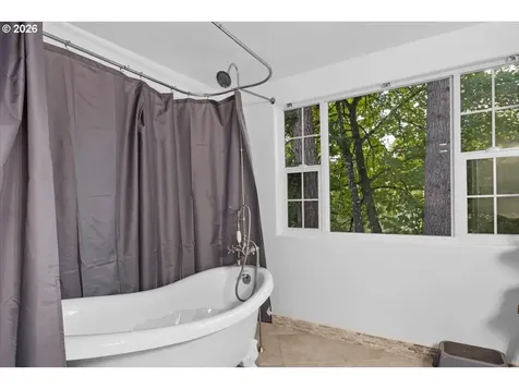 225 Fox Lane Roseburg OR 97471