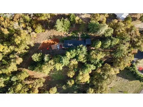 225 Fox Lane Roseburg OR 97471