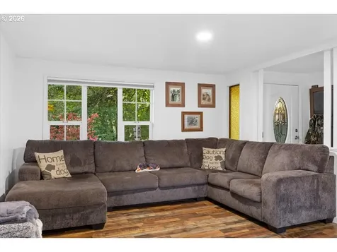 225 Fox Lane Roseburg OR 97471