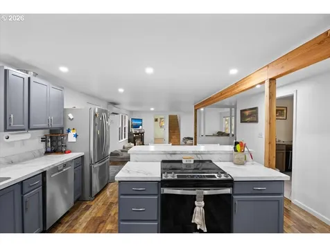 225 Fox Lane Roseburg OR 97471