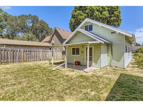 2230 B Street Forest Grove OR 97116