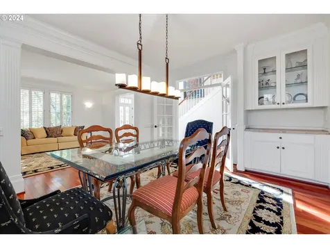 17418 Brookhurst Drive Lake Oswego OR 97034