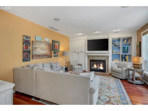 17418 Brookhurst Drive Lake Oswego OR 97034