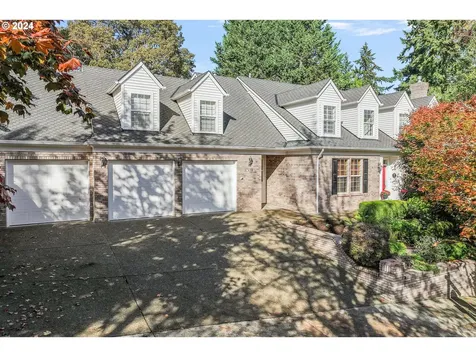 17418 Brookhurst Drive Lake Oswego OR 97034