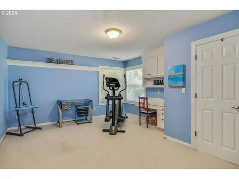 17418 Brookhurst Drive Lake Oswego OR 97034