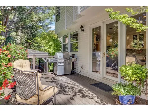 17418 Brookhurst Drive Lake Oswego OR 97034