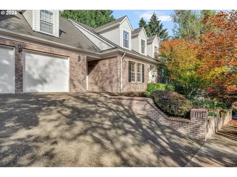17418 Brookhurst Drive Lake Oswego OR 97034