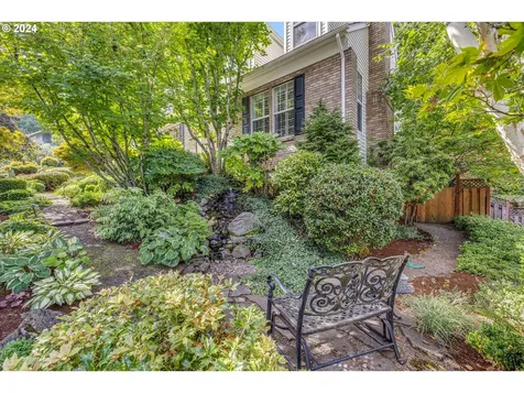 17418 Brookhurst Drive Lake Oswego OR 97034