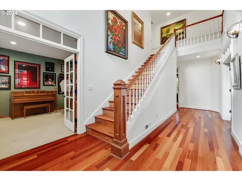 17418 Brookhurst Drive Lake Oswego OR 97034