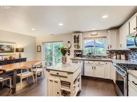 11608 Darling Way Oregon City OR 97045