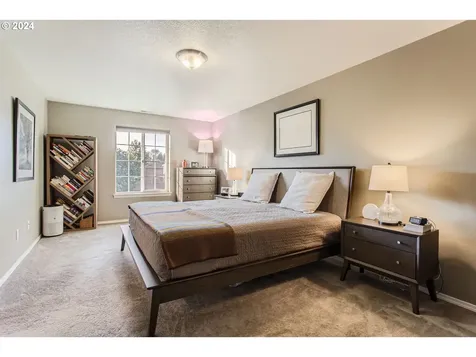11608 Darling Way Oregon City OR 97045