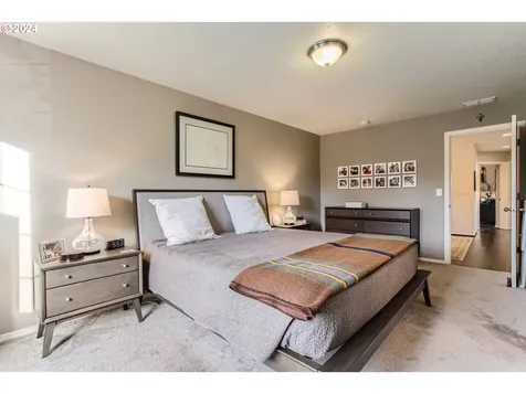 11608 Darling Way Oregon City OR 97045