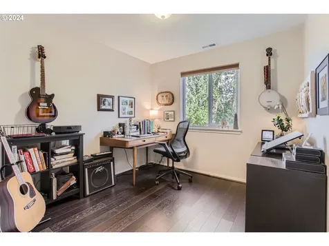 11608 Darling Way Oregon City OR 97045