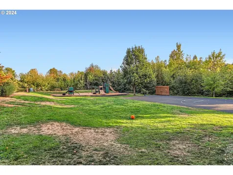 11608 Darling Way Oregon City OR 97045