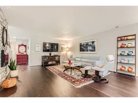 11608 Darling Way Oregon City OR 97045