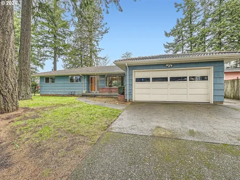 13135 SE Salmon Street Portland OR 97233