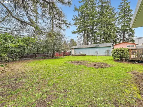 13135 SE Salmon Street Portland OR 97233