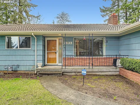 13135 SE Salmon Street Portland OR 97233