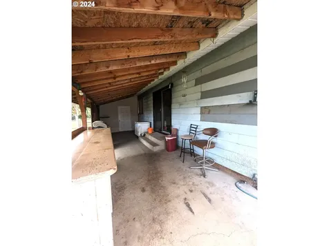 67197 End Road Summerville OR 97876