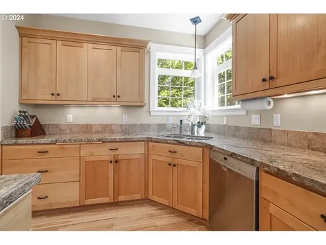 2250 Chapman Hill Drive Nw Salem OR 97304
