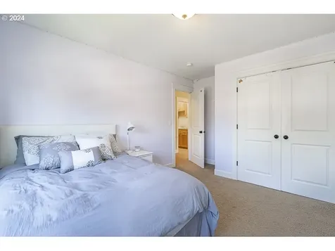 2250 Chapman Hill Drive Nw Salem OR 97304