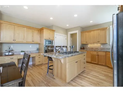 2250 Chapman Hill Drive Nw Salem OR 97304