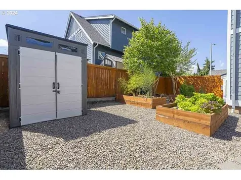 2250 Chapman Hill Drive Nw Salem OR 97304