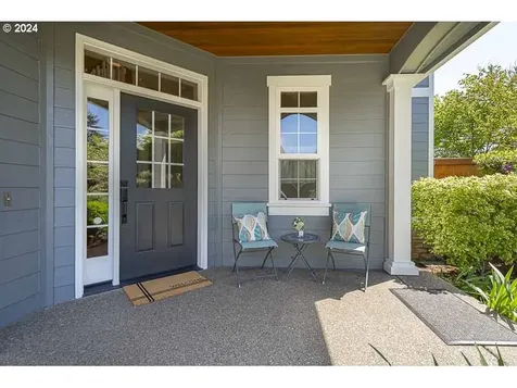 2250 Chapman Hill Drive Nw Salem OR 97304