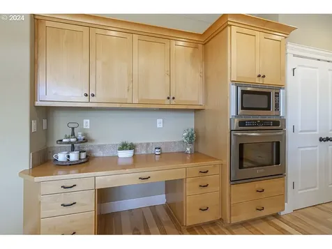 2250 Chapman Hill Drive Nw Salem OR 97304