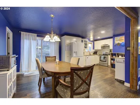 2712 Ne 104th Street Vancouver WA 98686