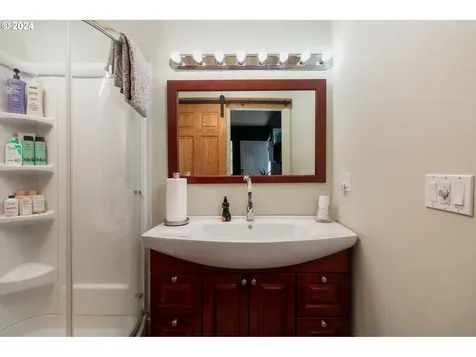 5050 Hilltop Lane Neskowin OR 97149