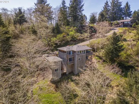 5050 Hilltop Lane Neskowin OR 97149