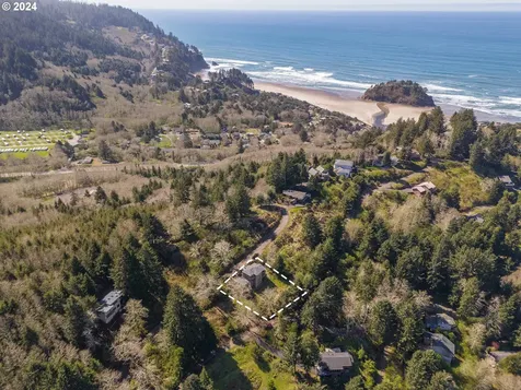5050 Hilltop Lane Neskowin OR 97149